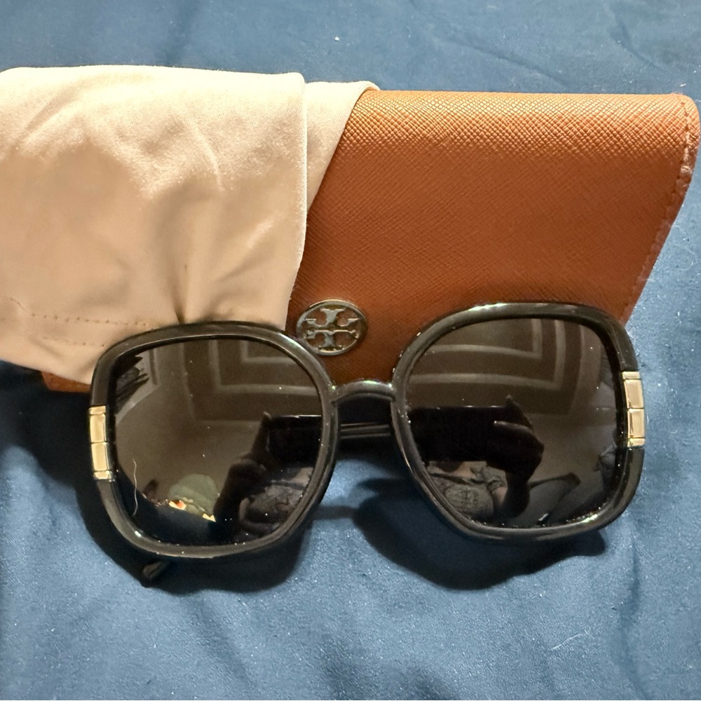 Tory Burch Black and Gold Sunglasses